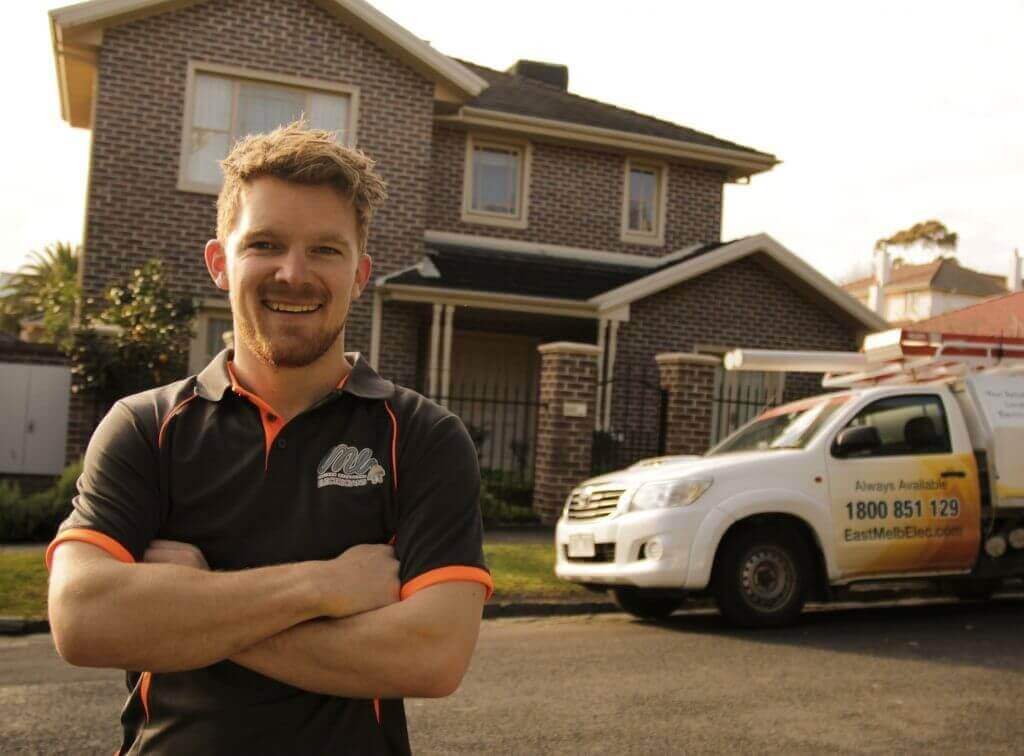 eastern melbourne electricians at work in croydon - ready to assist 24/7